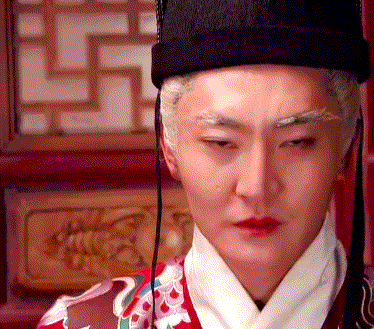 起来吧，然后再跪下.gif