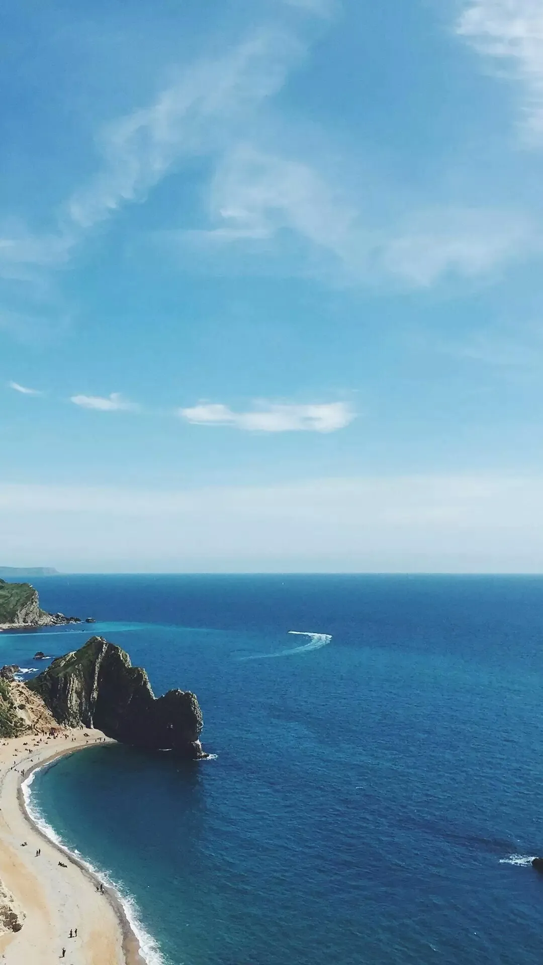 海边蓝天_&_e5047e0c-7994-4953-a4f7-6fd2d110f603.webp